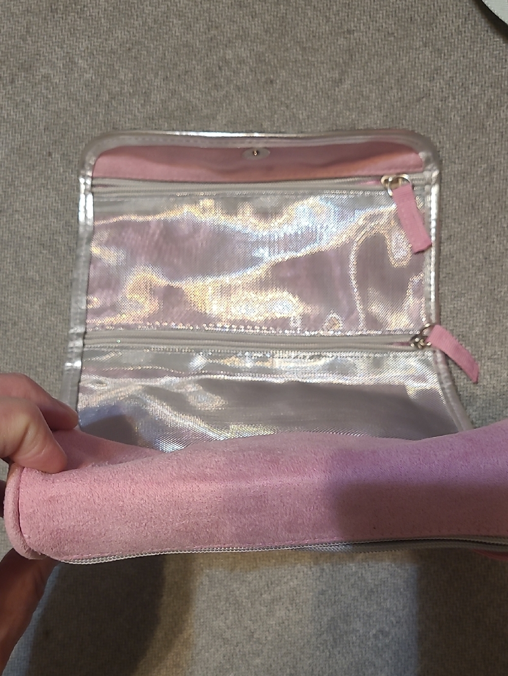 Baby Phat Jewelry/make-up Roll - Picture 3 of 5